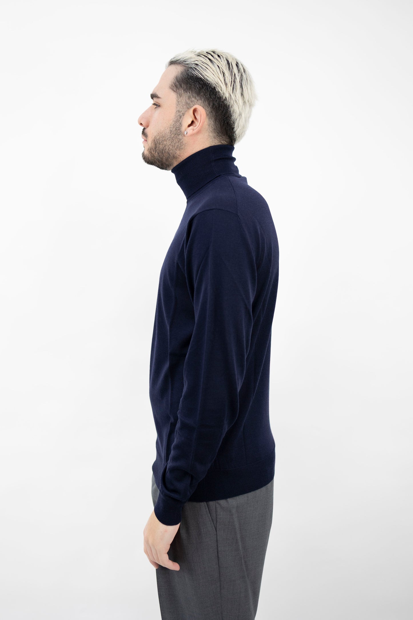 DOLCEVITA INDACO IN LANA SUPERFINE DV1ML/RM16R 880 Filippo De Lurentiis