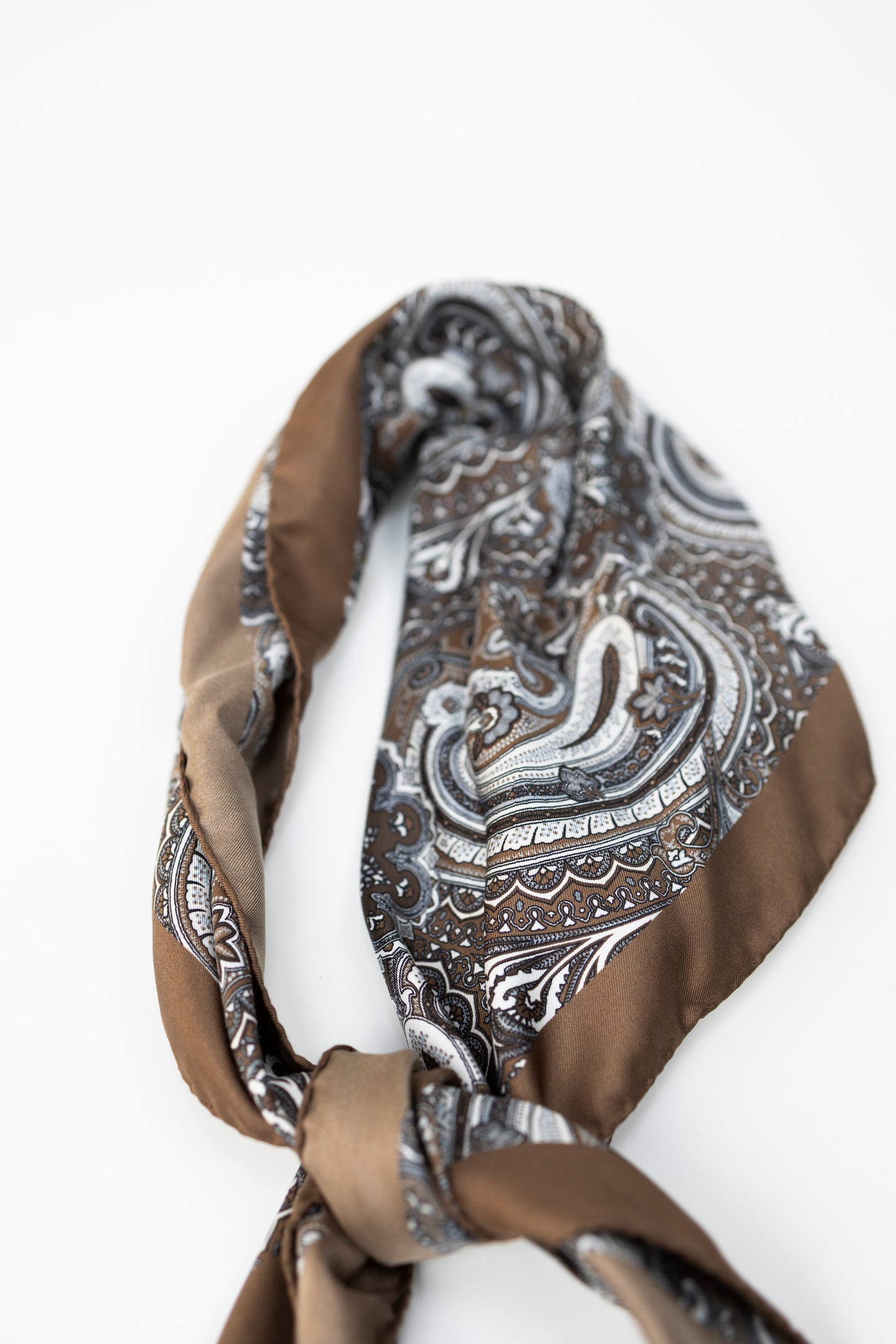 FOULARD IN SETA MARRONE 69013/1 6110 GABRIELE PASINI