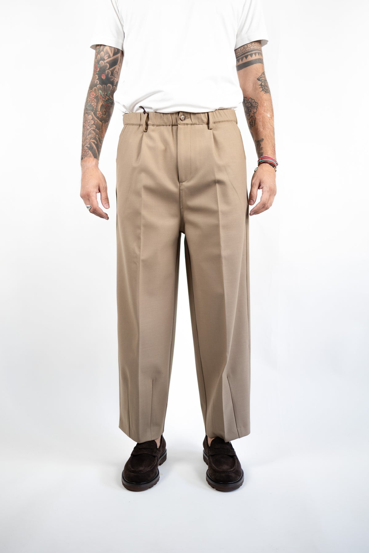 KOCHI JAPAN OVER BEIGE BONHEUR