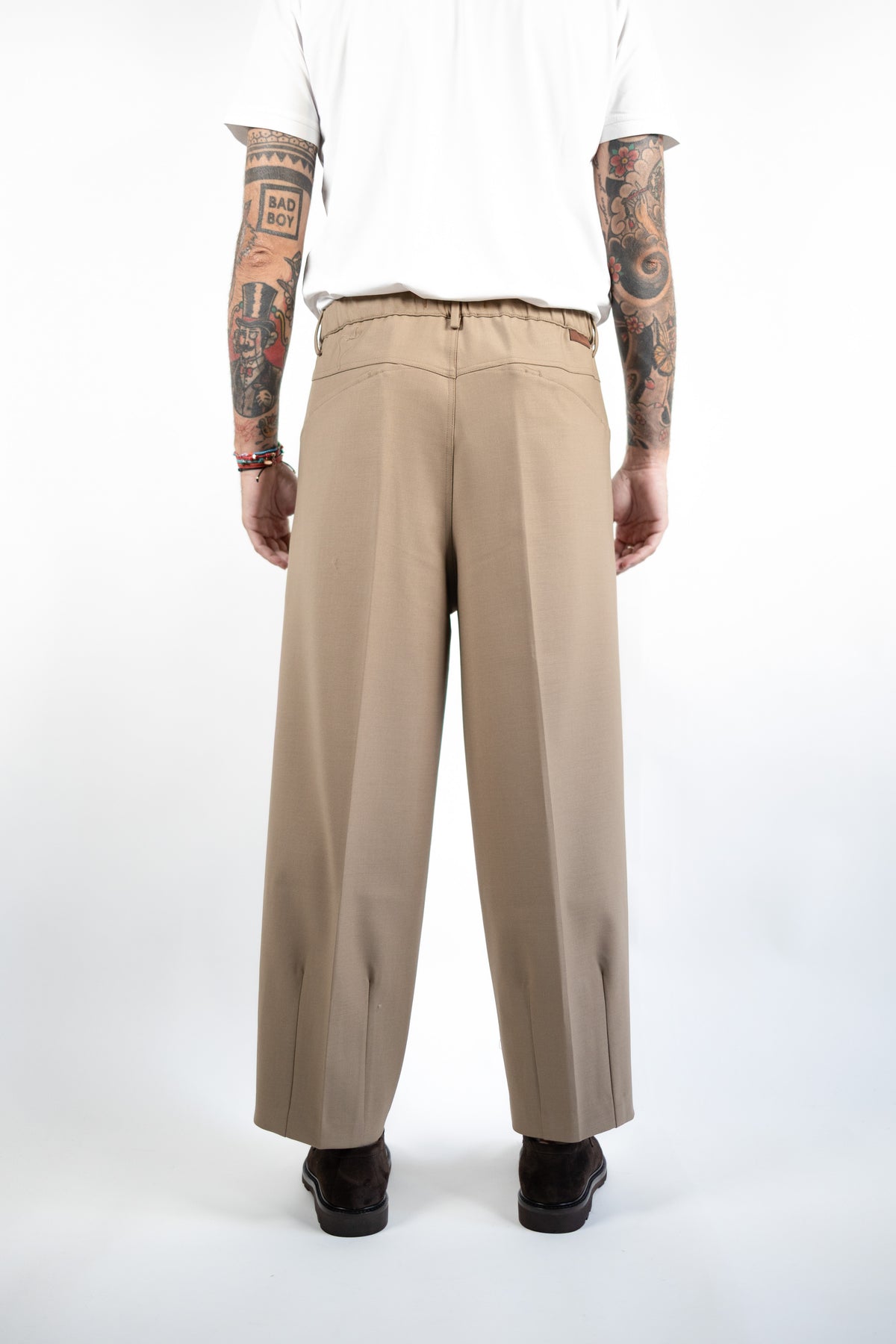 KOCHI JAPAN OVER BEIGE BONHEUR